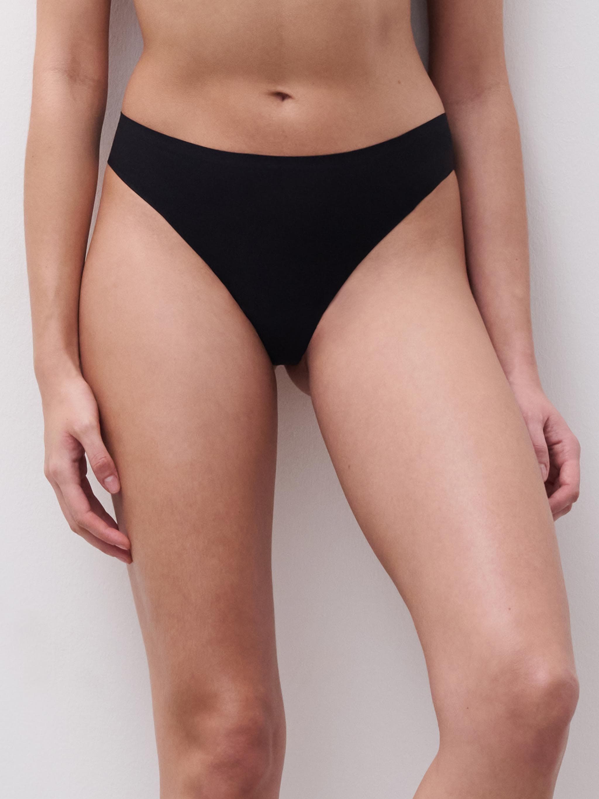 Tanga de encaje - Negro