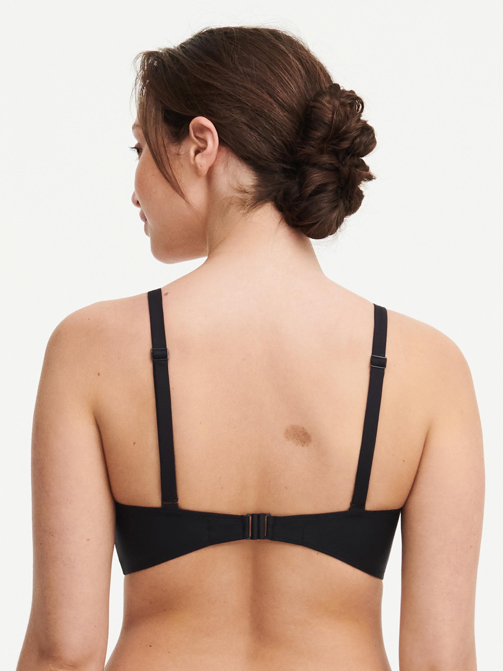 Sujetador sin aros triángulo con almohadillas tejido transpirable spacer y tirantes multiposición - Negro y blanco