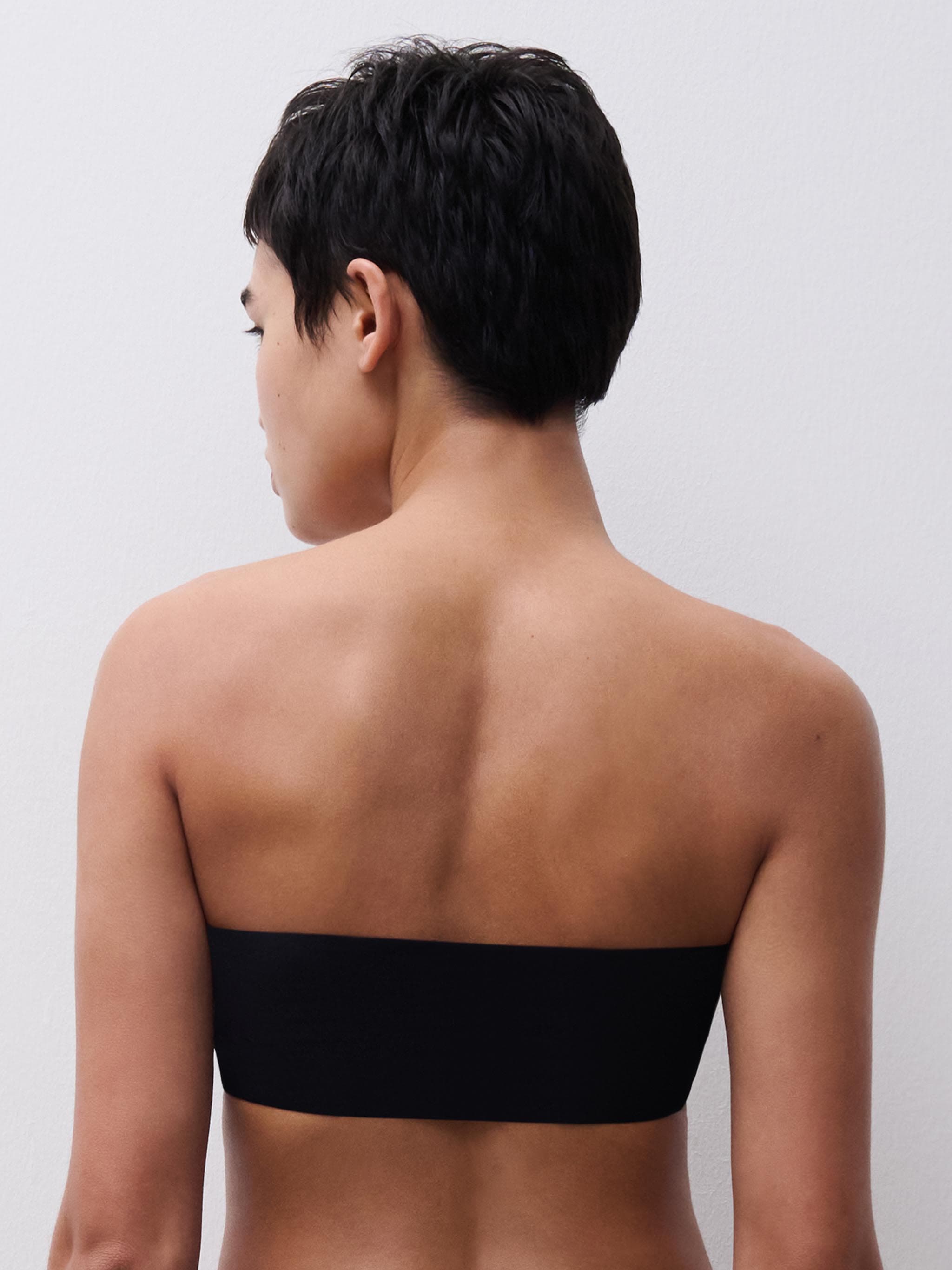 Sujetador bandeau sin aros preformado - Negro