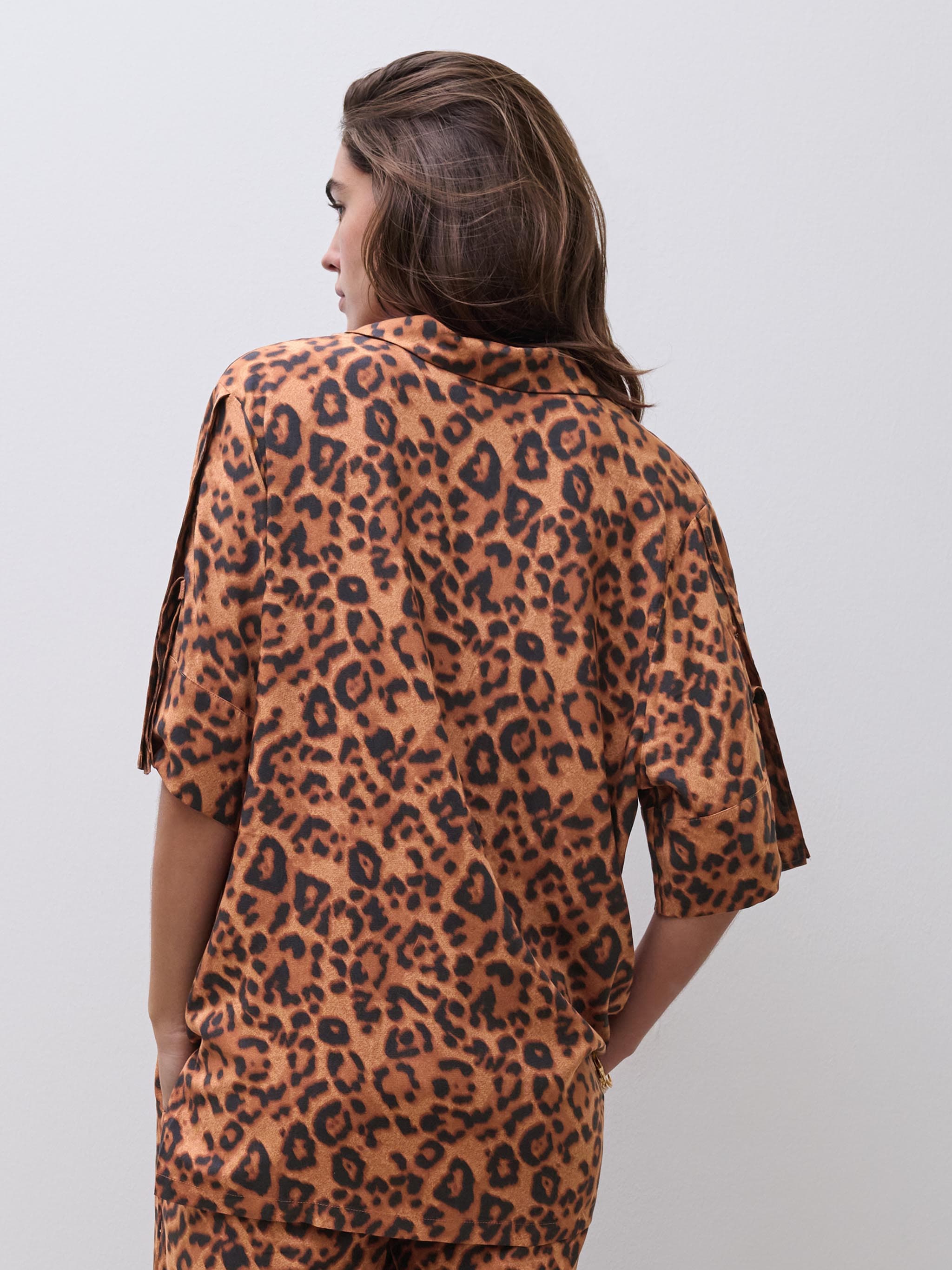 Camisa manga corta - Leopardo Salvaje