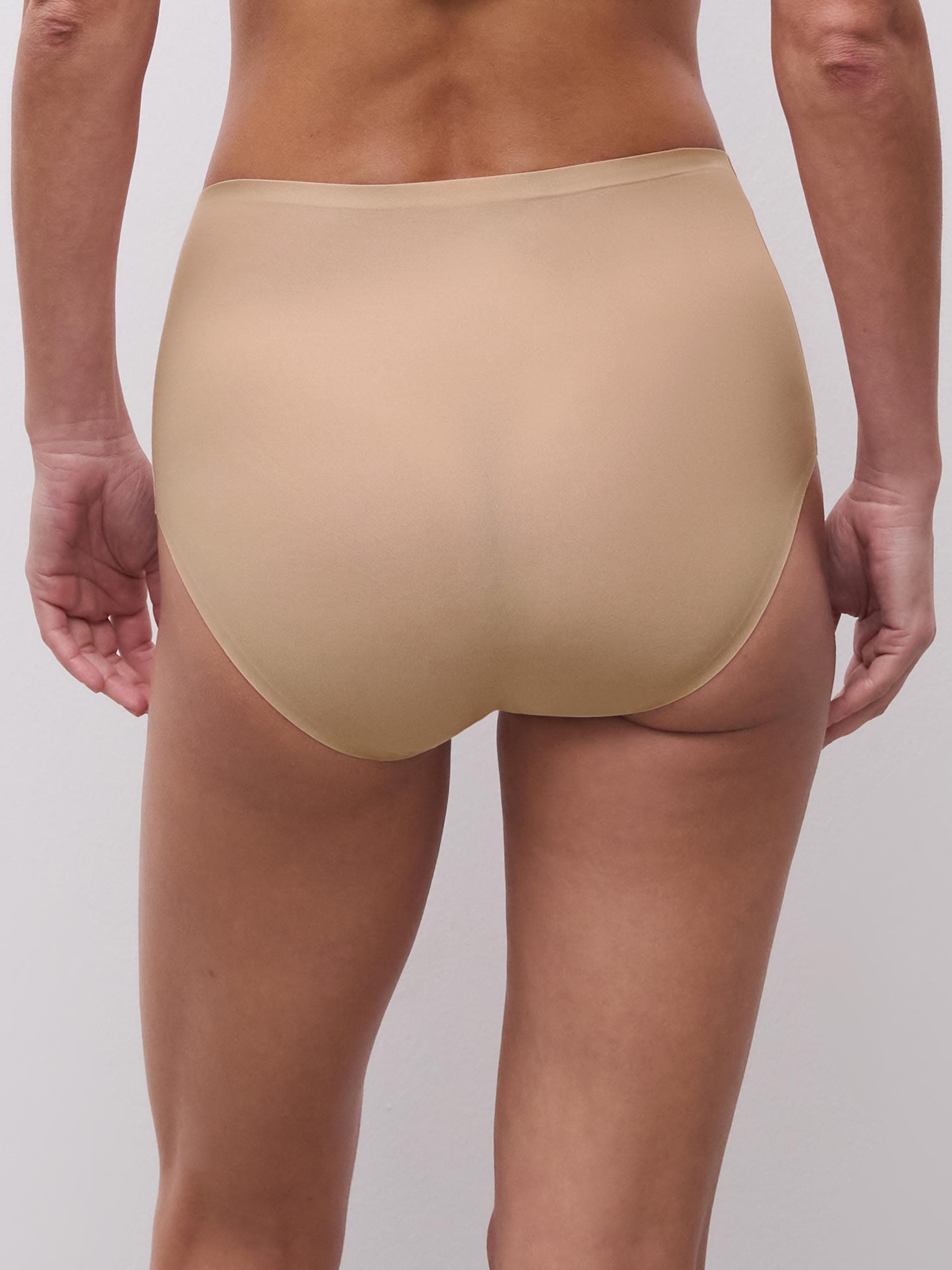 Braga alta cubriente - Nude