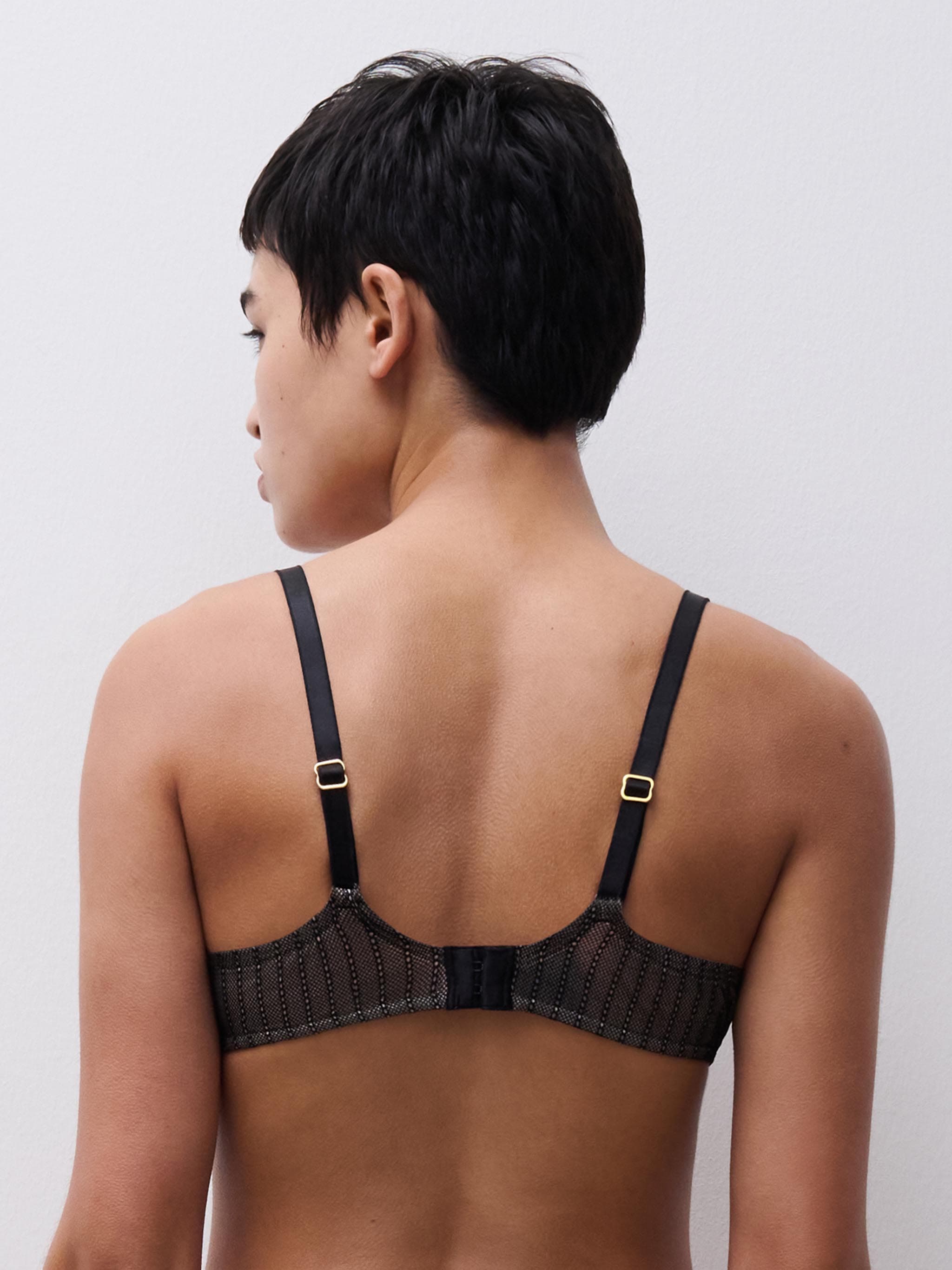 Reggiseno con ferretto coprente - Nero
