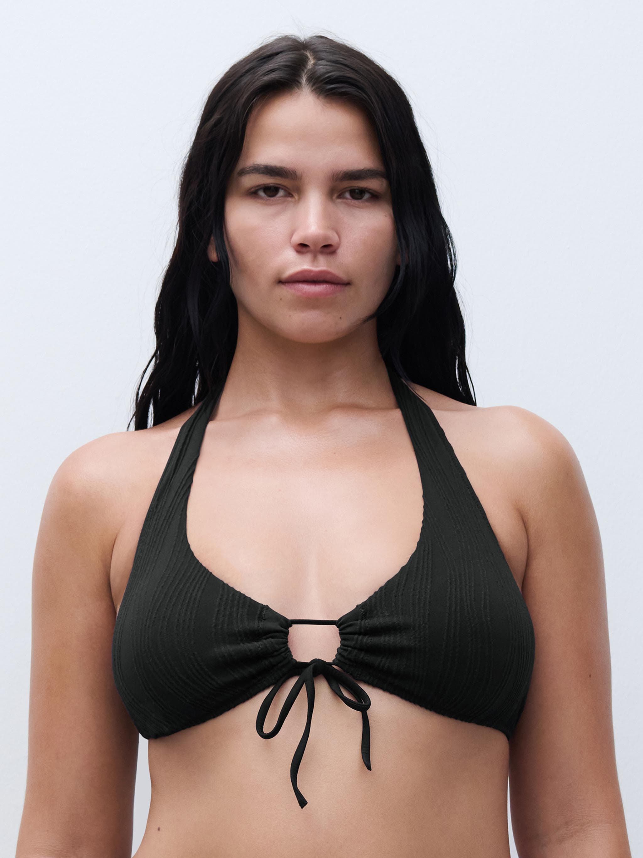 Plunge beha zonder beugel met uitneembare kussentjes - Black