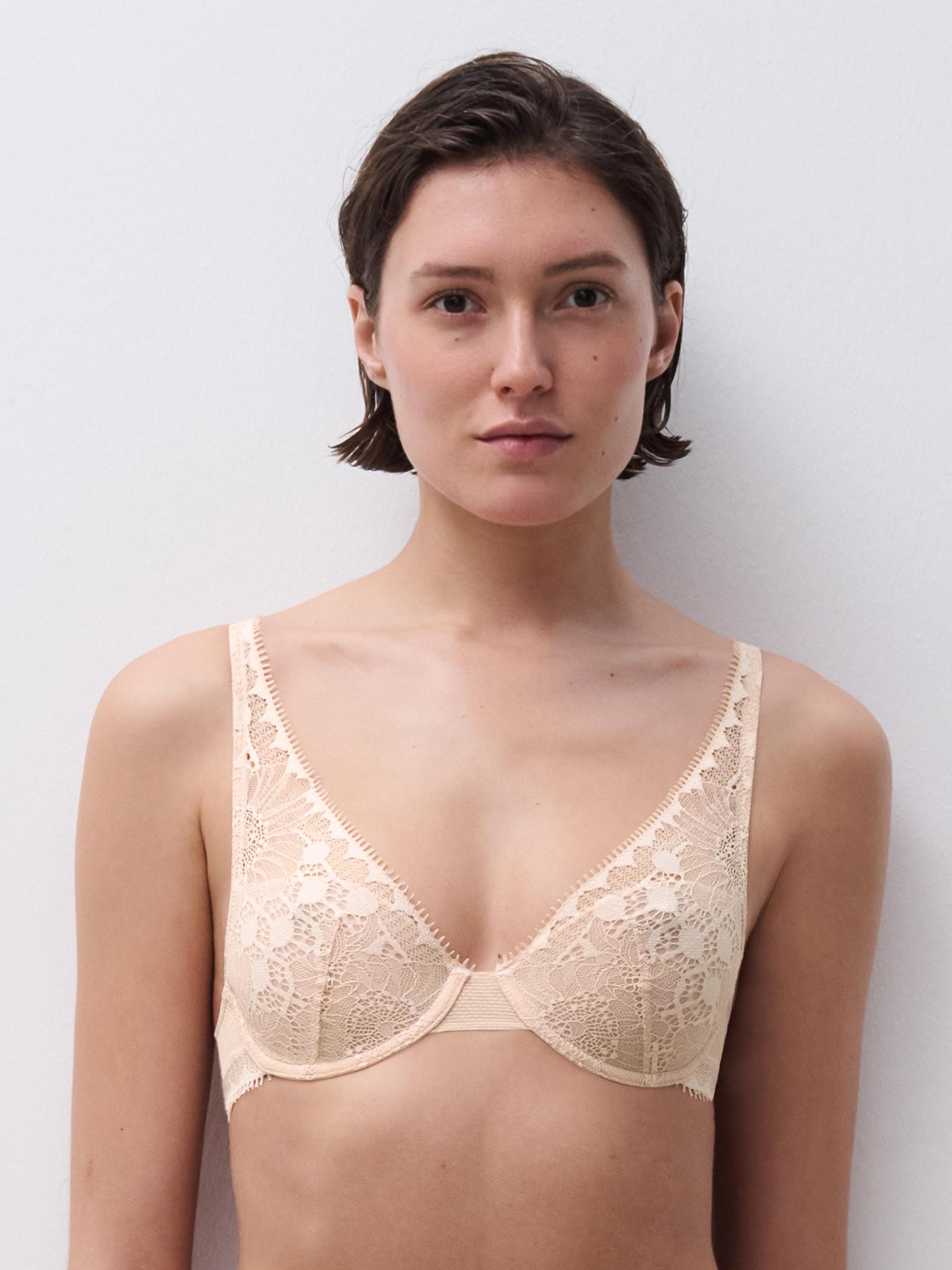 Plunge spacer bh - Golden beige