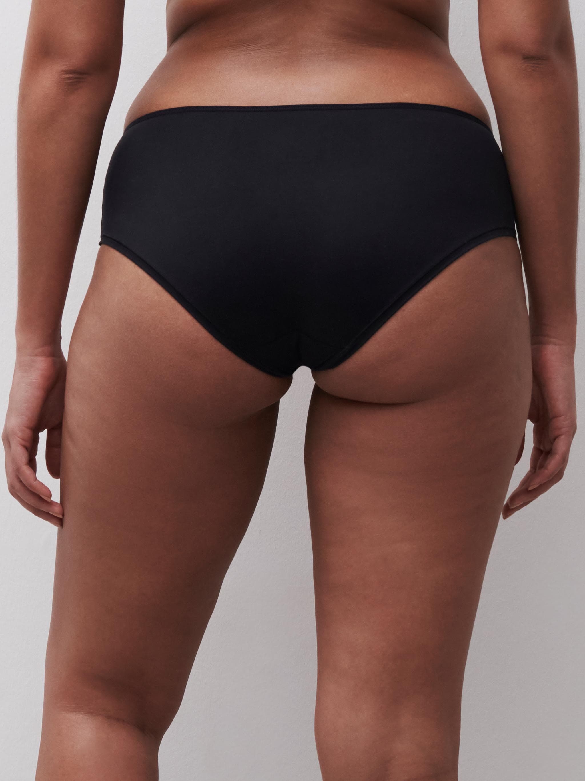 Shorty - Black