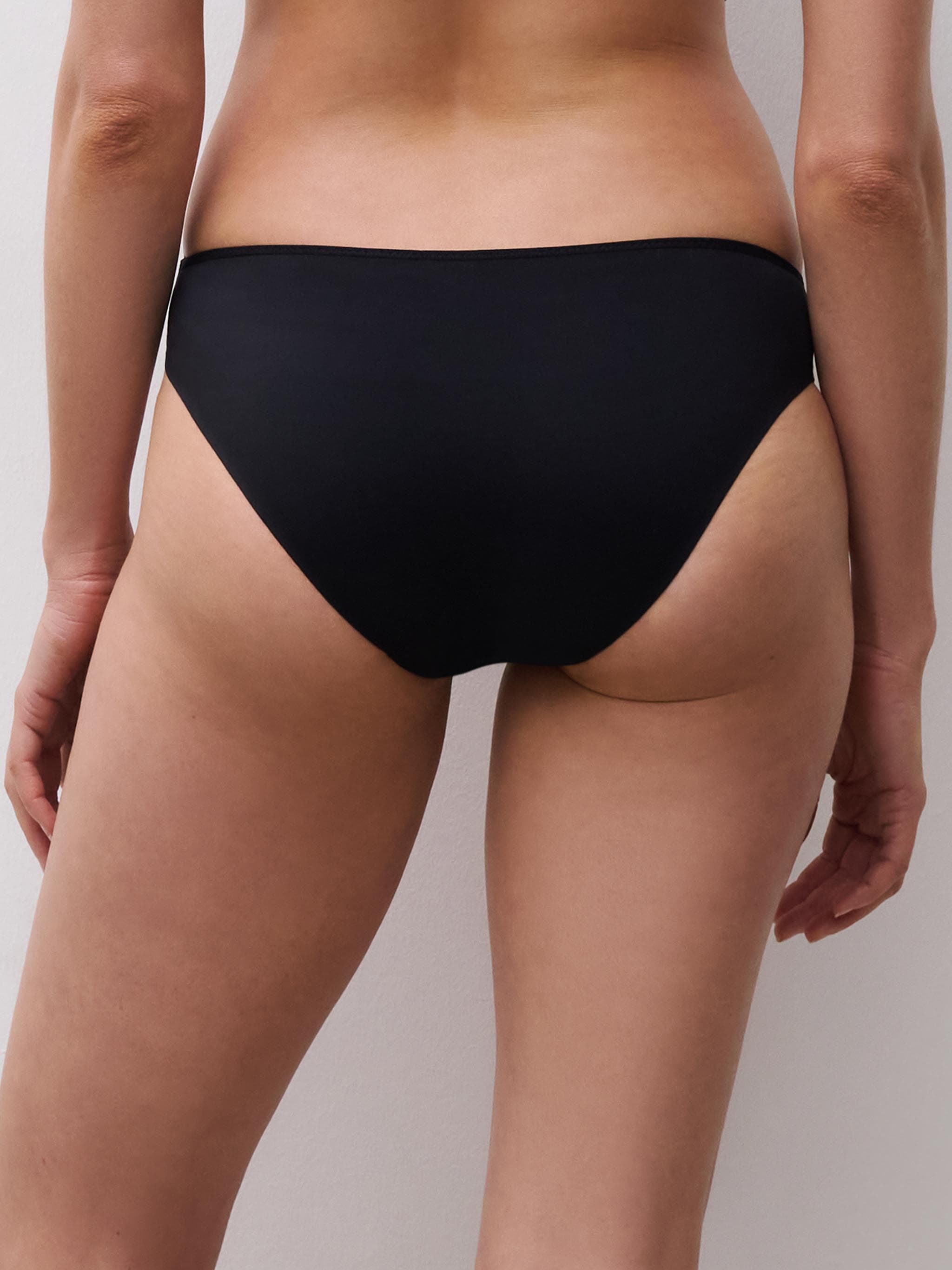 Slip - Black