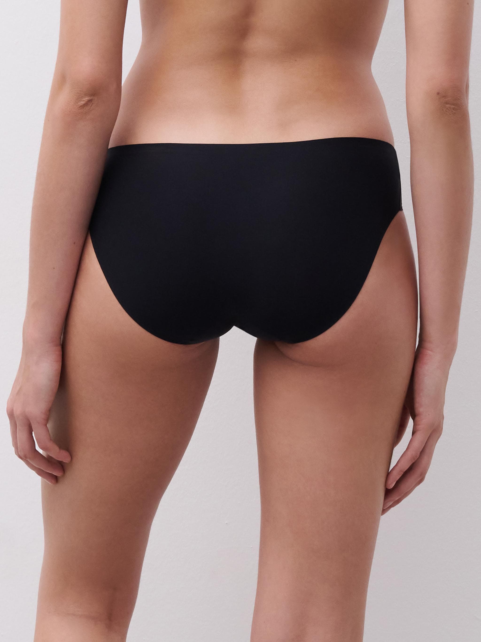 Slip - Black