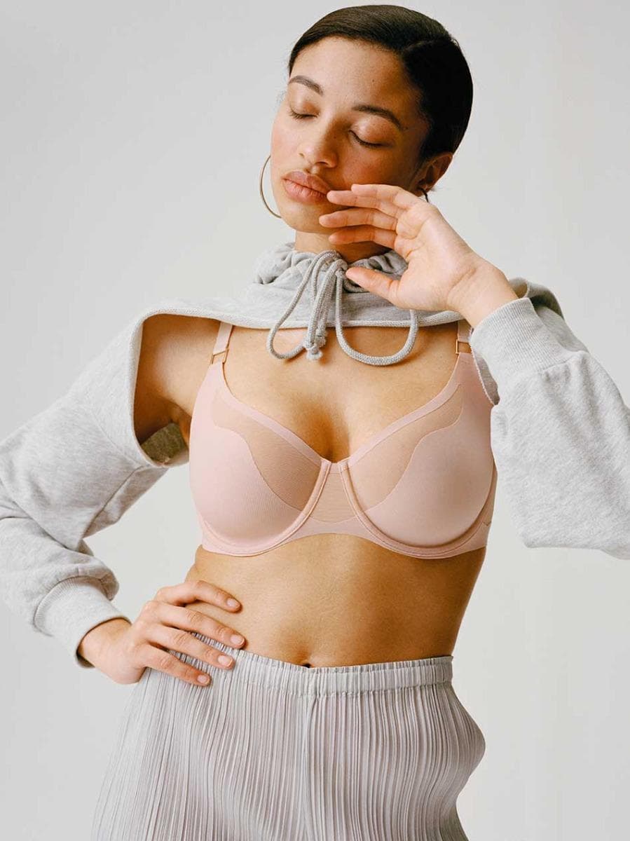 Bedekkende gladde bh - Golden beige