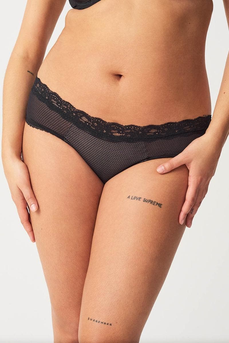 Shorty - Black